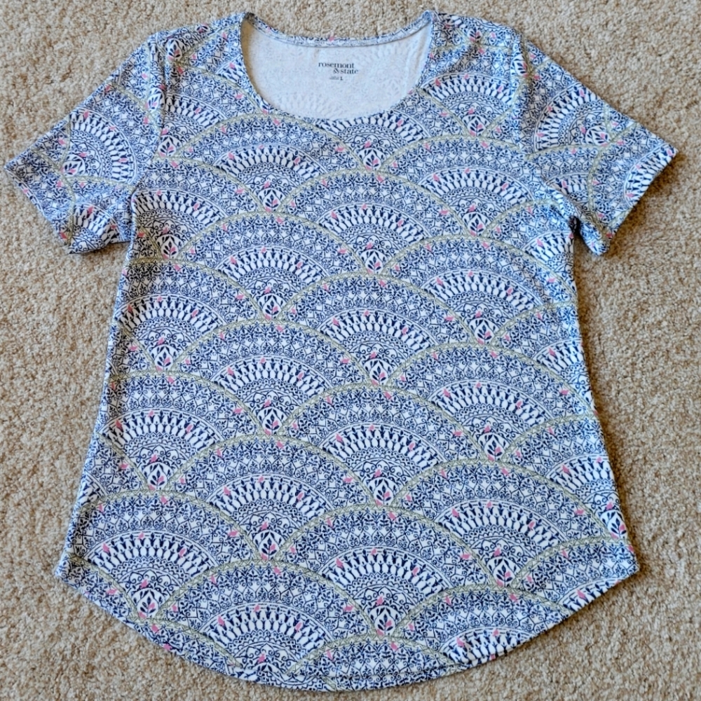 Rosemont & State  short sleeve T shirt - Large